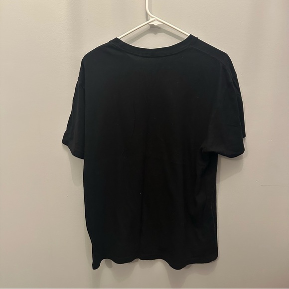 EUC Batman Men’s Logo Shirt. Men’s large. - Picture 4 of 4